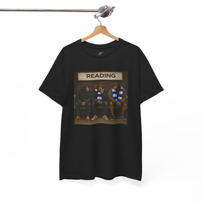 Reading FC Scarf and Hoodie Bench Trio terrace t-shirt in black - On The Terrace casual wear